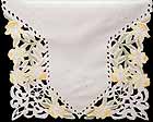 Table runner in Daffodil design