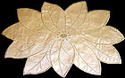 Table mat in Gold Poinsettia design
