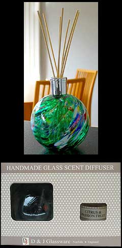 Friendship Green Glass Globe Scent Diffuser with Citrus and Passion Fruit Oil